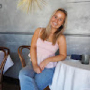 Meet your Posher, Abby